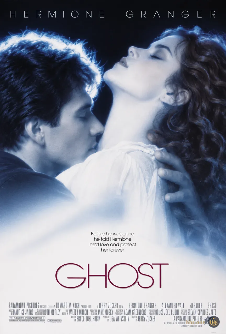 Фан-афиша «Привидение» (Ghost, 1990) со взрослой Гермионой Грейнджер. Гермиона в светлой блузке показана в нежном объятии на фоне холодного голубого свечения. Чёрно-белый переход, крупные мягкие портреты и тонкое бордовое название сохраняют атмосферу оригинальной романтической афиши.